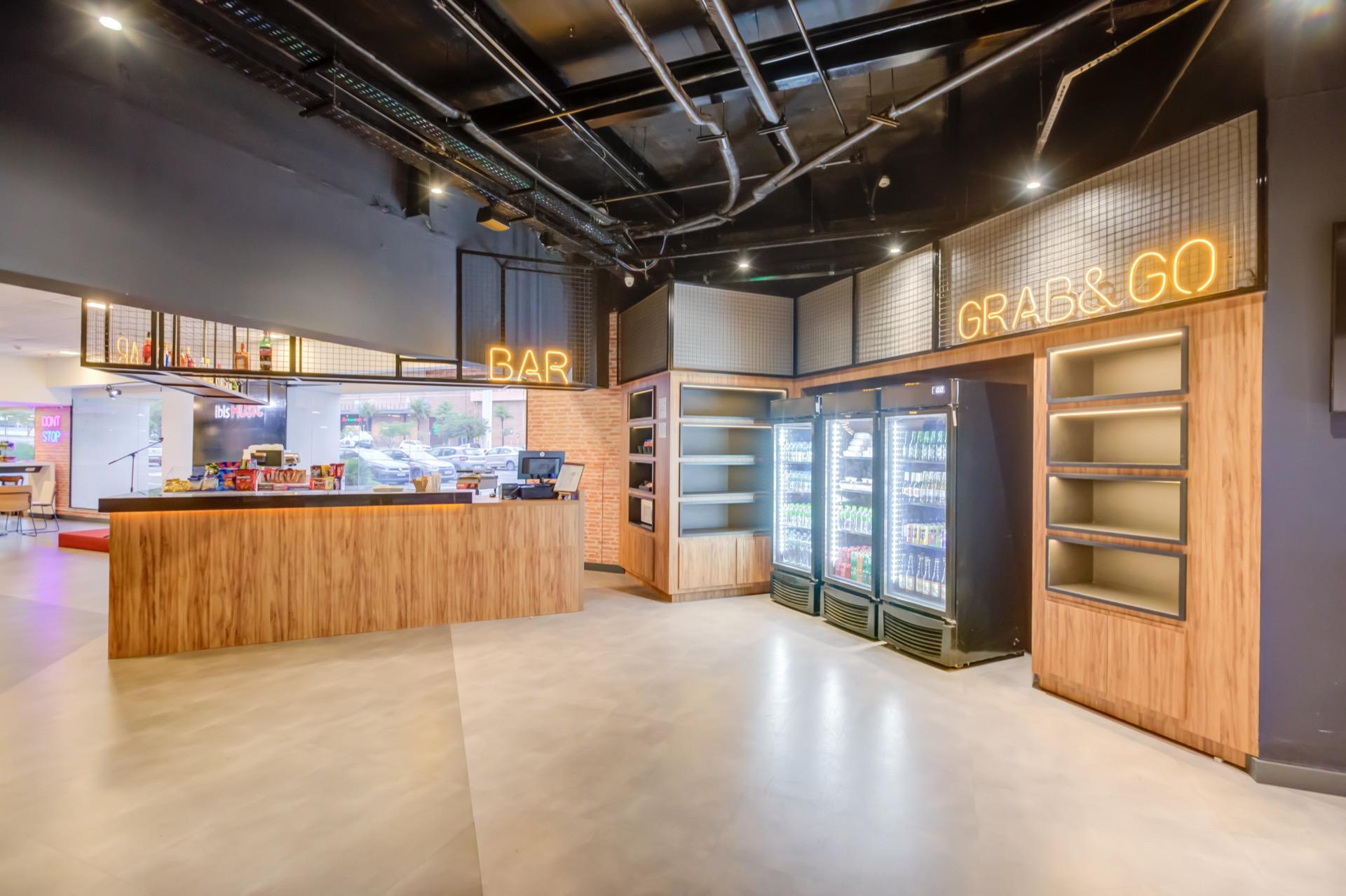 Bar/Salón ibis budget Rio de Janeiro Nova America