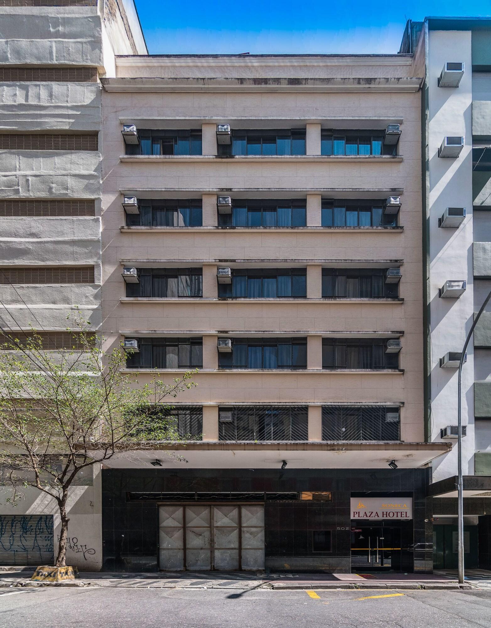 Varios Soneca Plaza Hotel