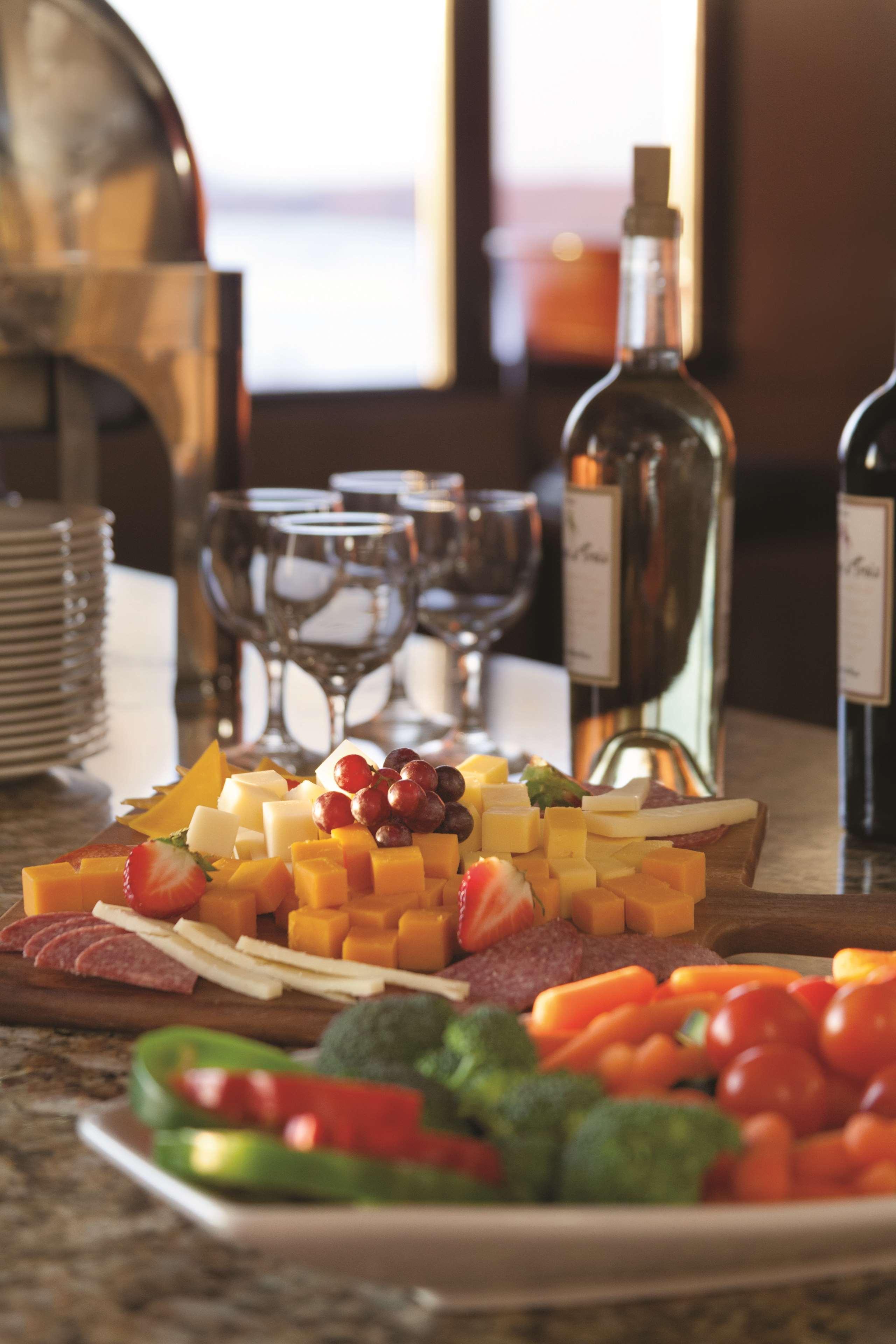 Bar/Salón Radisson Hotel La Crosse