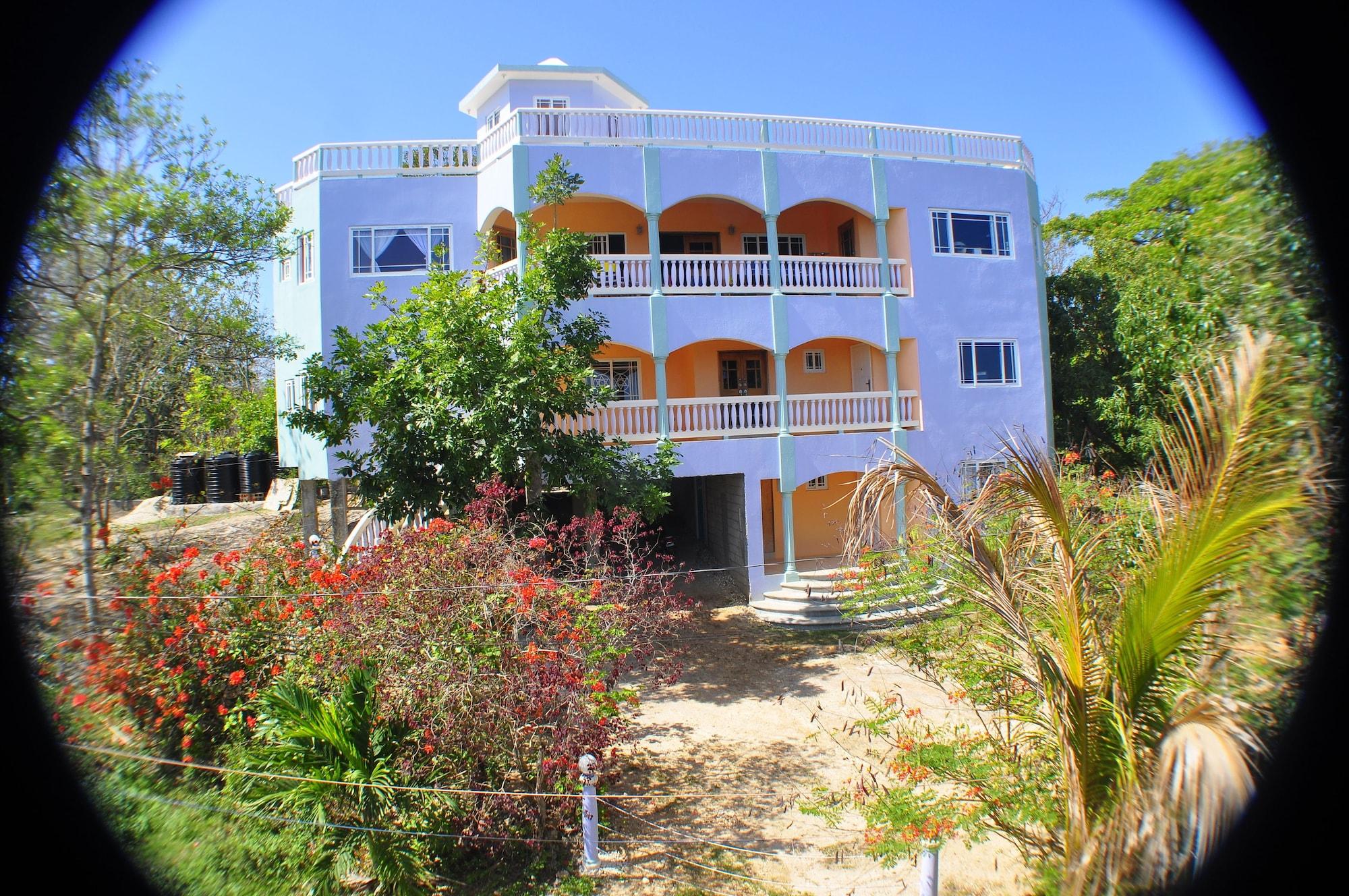 Varios Jah Freedom Inn Negril