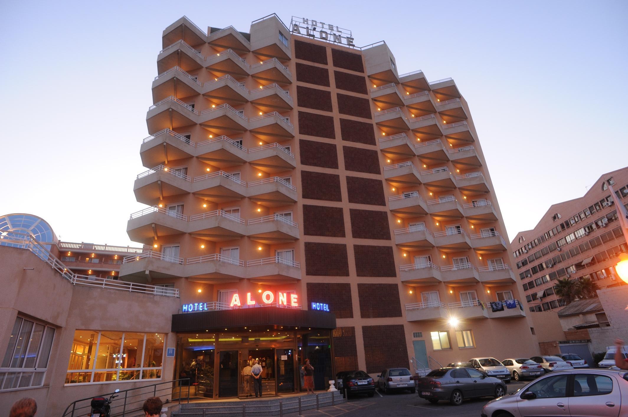 Vista Exterior Alone