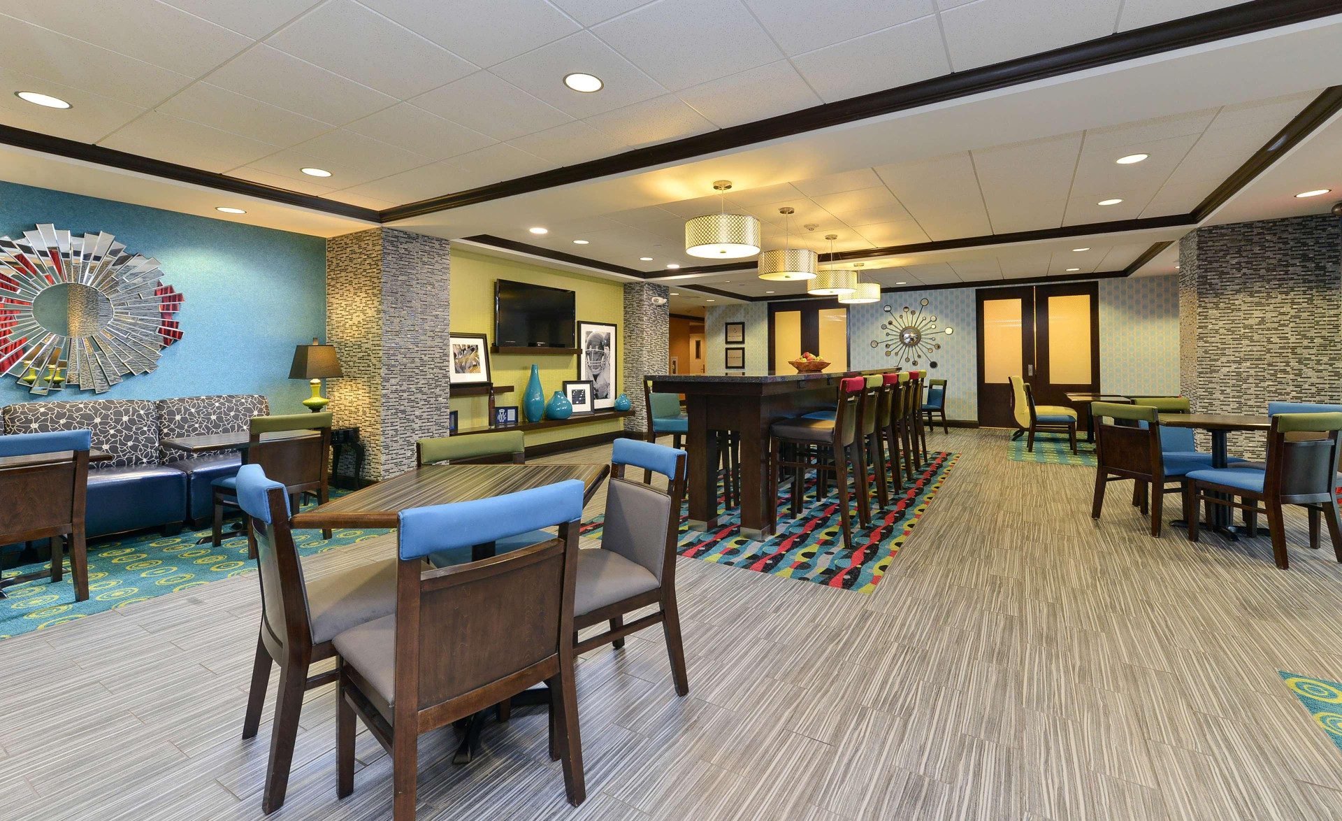 Vista Lobby Hampton Inn Iowa City/University Area