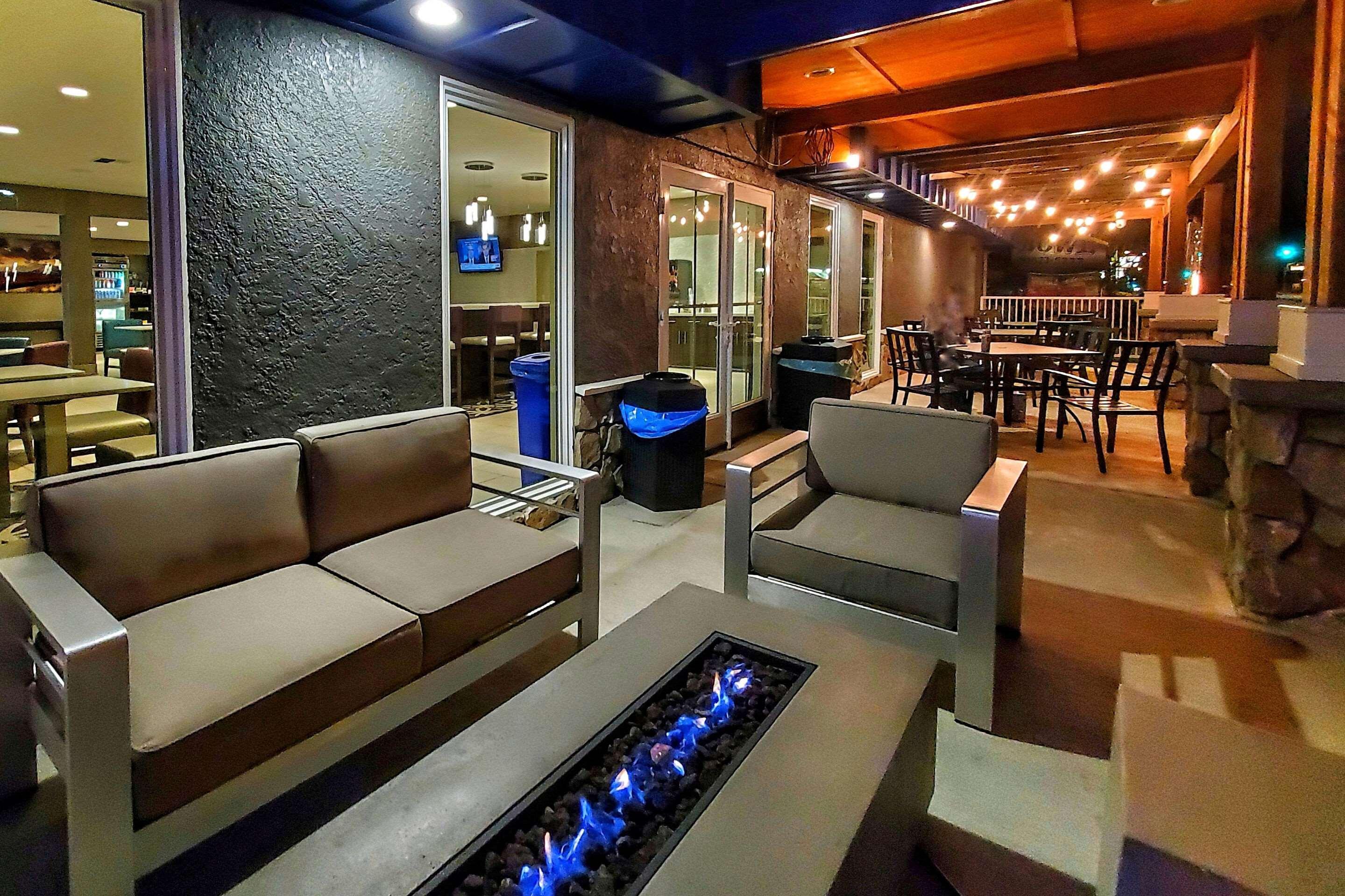 Vista Exterior Cielo Hotel, An Ascend Hotel Collection Member