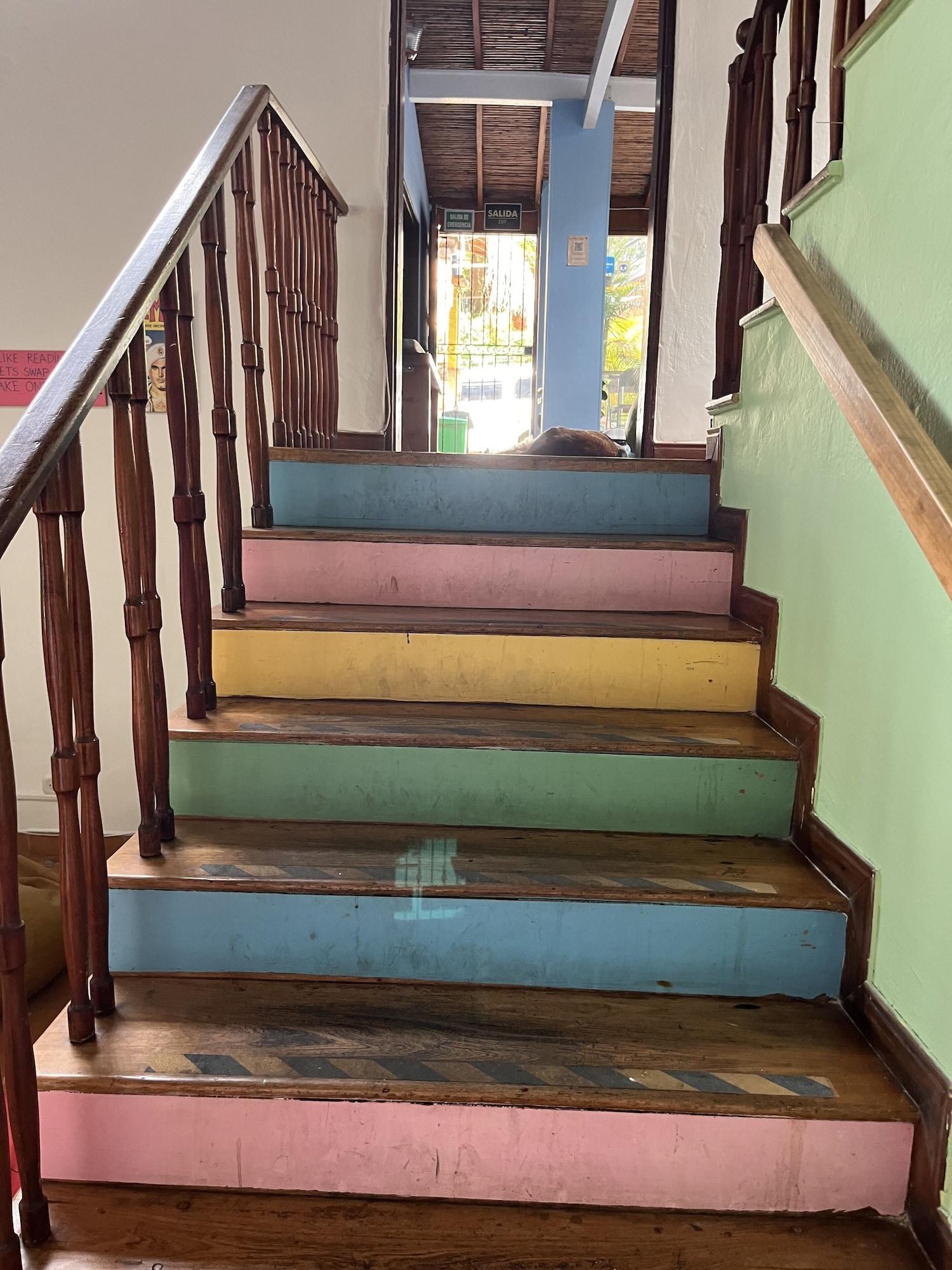 Varios YOLO HOSTEL MEDELLIN