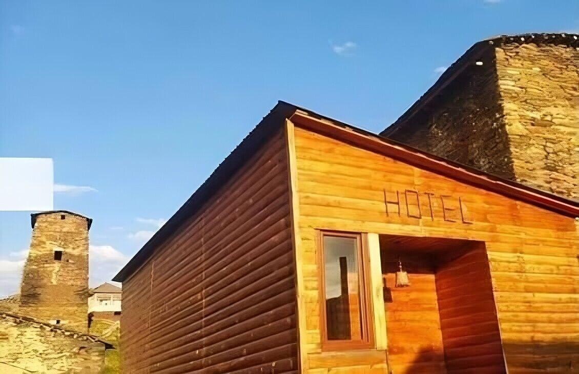 Varios Guesthouse Luka