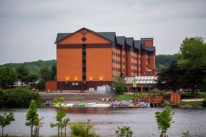 Alojamiento - Rocky Gap Casino & Resort
