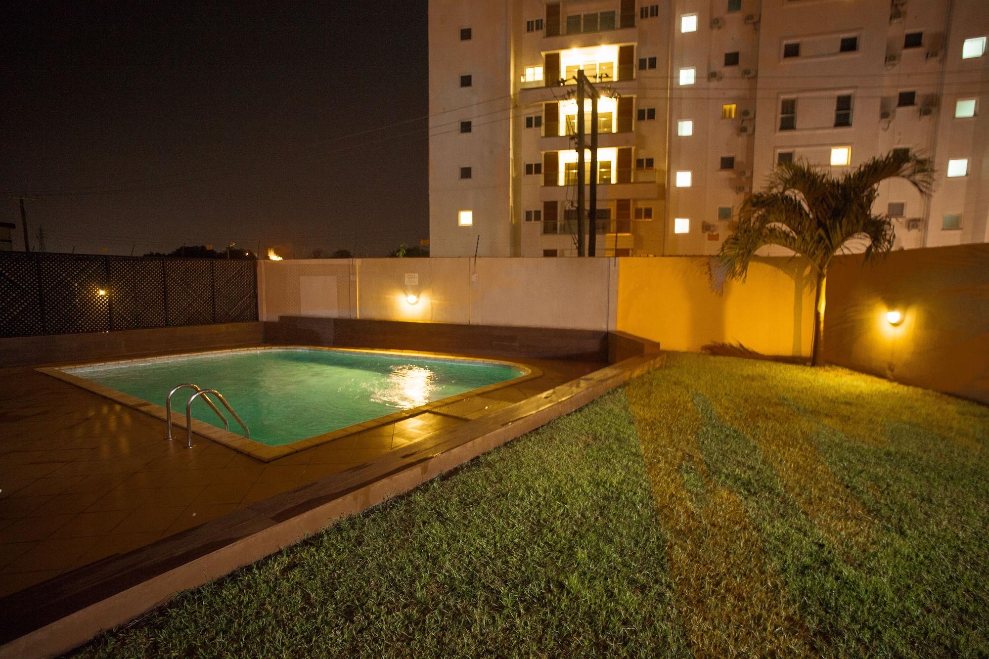 Vista Exterior Accra Luxury Apartments at The Gallery