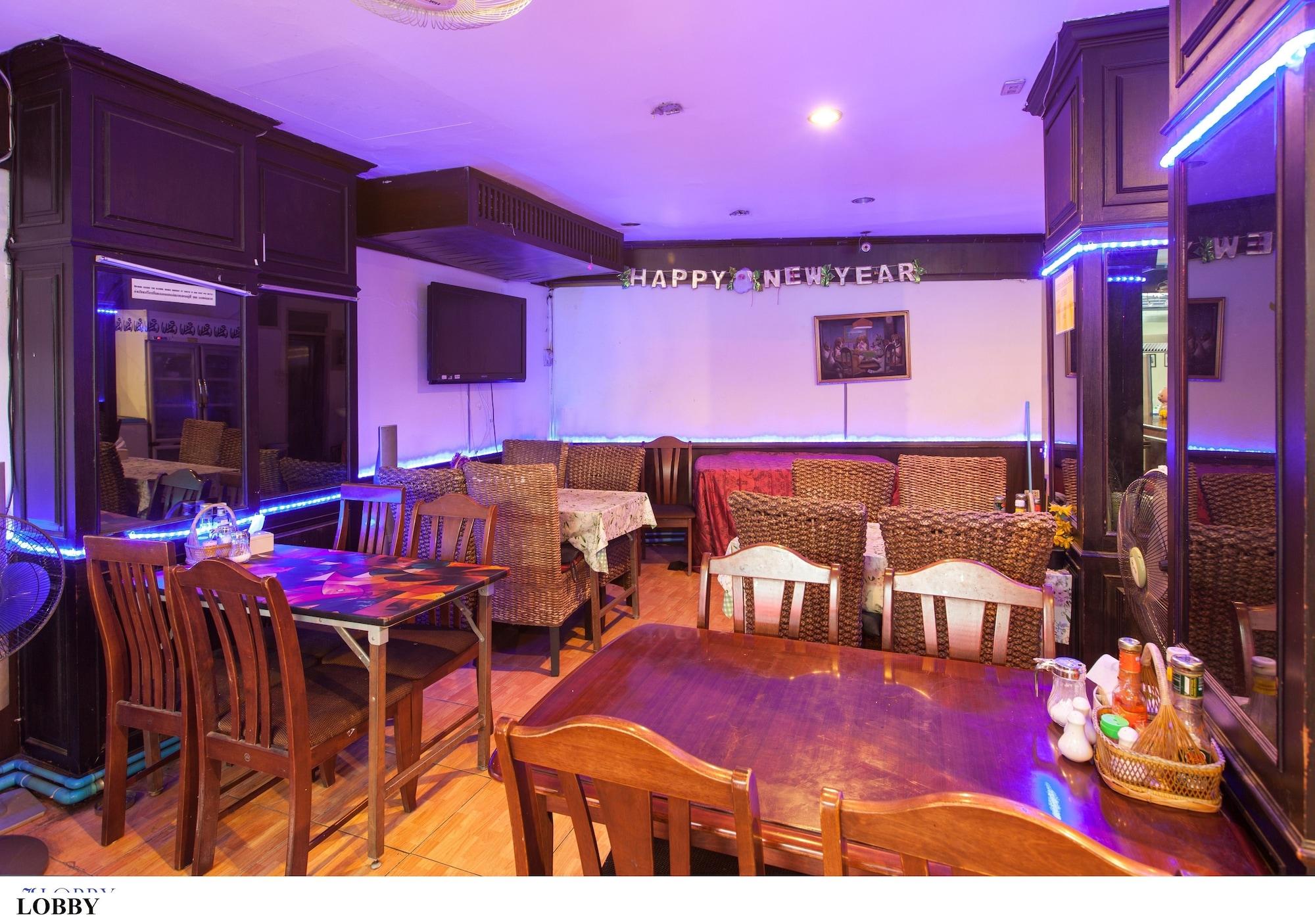 Vista Lobby The Encore Hotel Pattaya