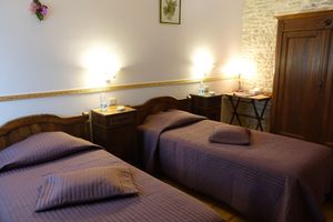 Alojamiento - CHARMING B & B at the gates of La Rochelle and Marais Poitevin