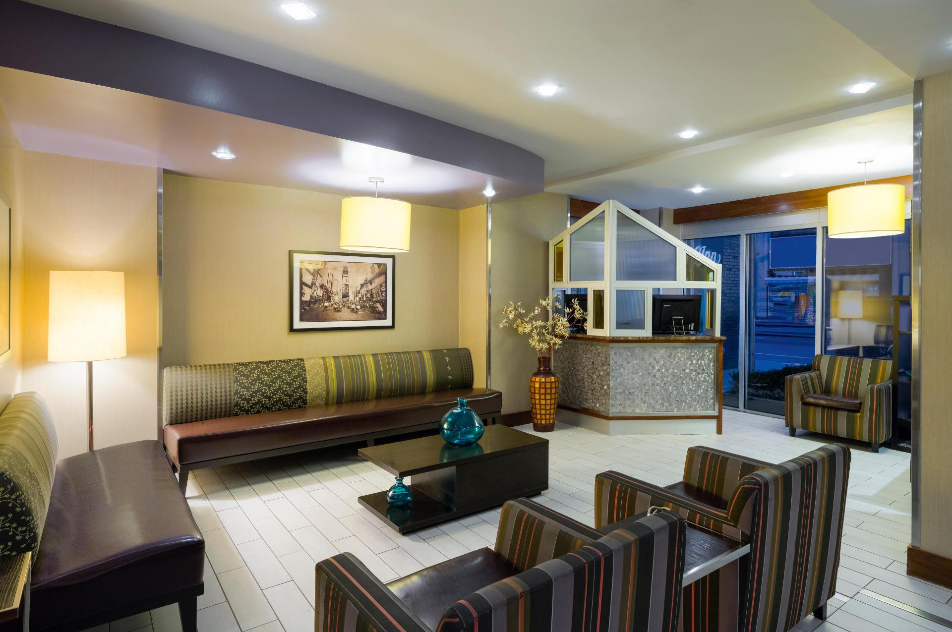 Vista Lobby Hampton Inn Madison Square Garden Area Hotel
