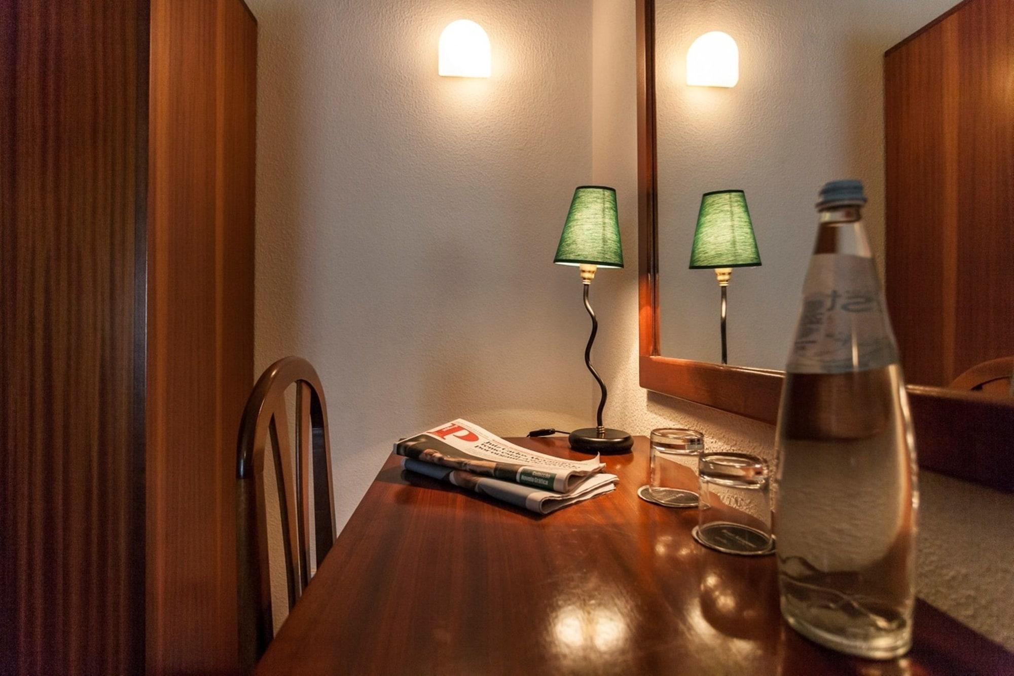 Set de Habitación Hotel Umu