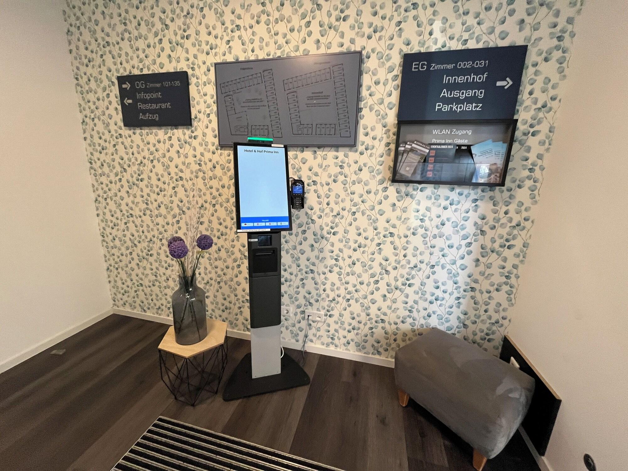 Vista Lobby PRIMA Inn HOTEL & HOF NEURUPPIN