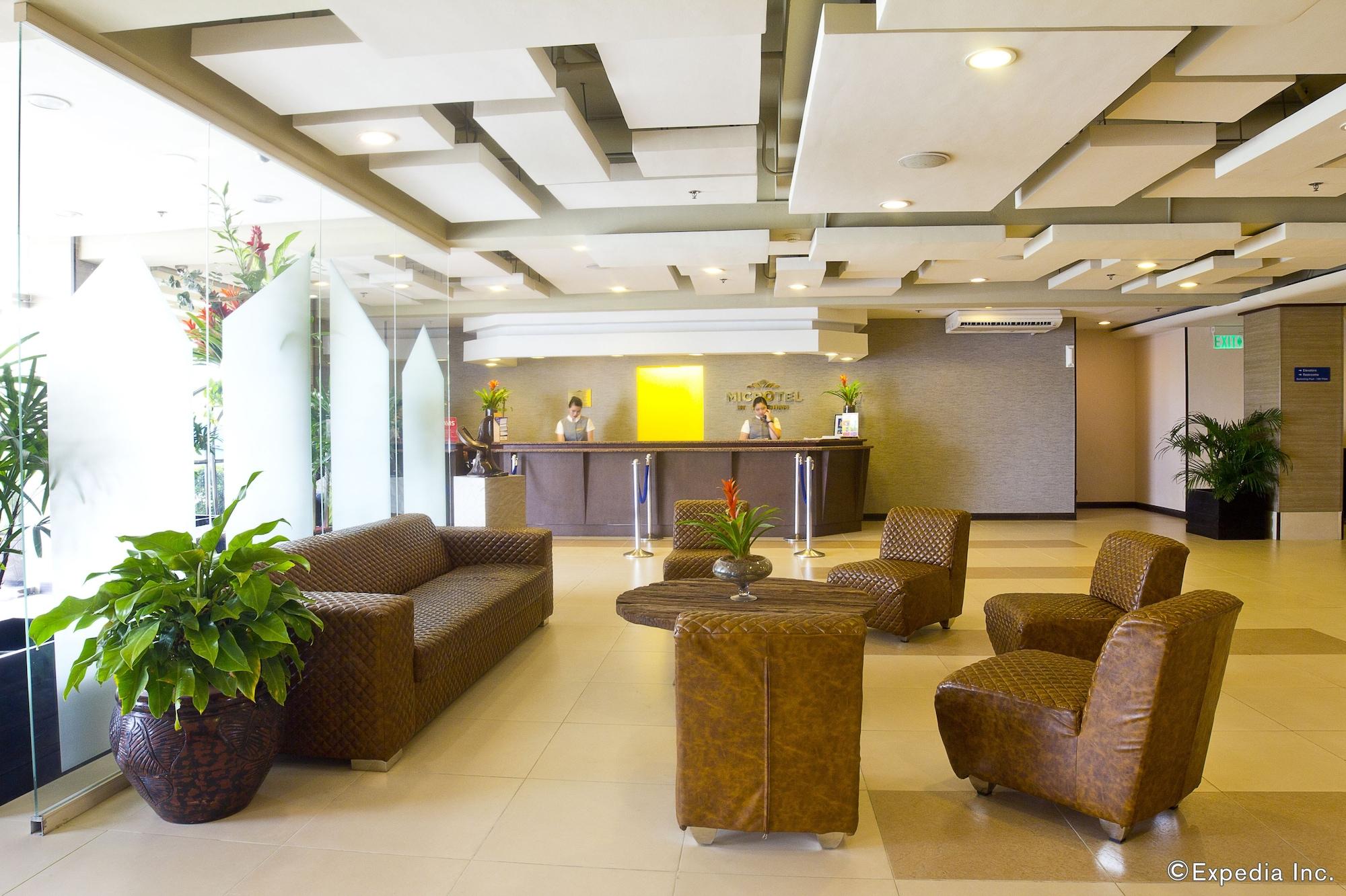 Vista Lobby Microtel by Wyndham Mall of Asia