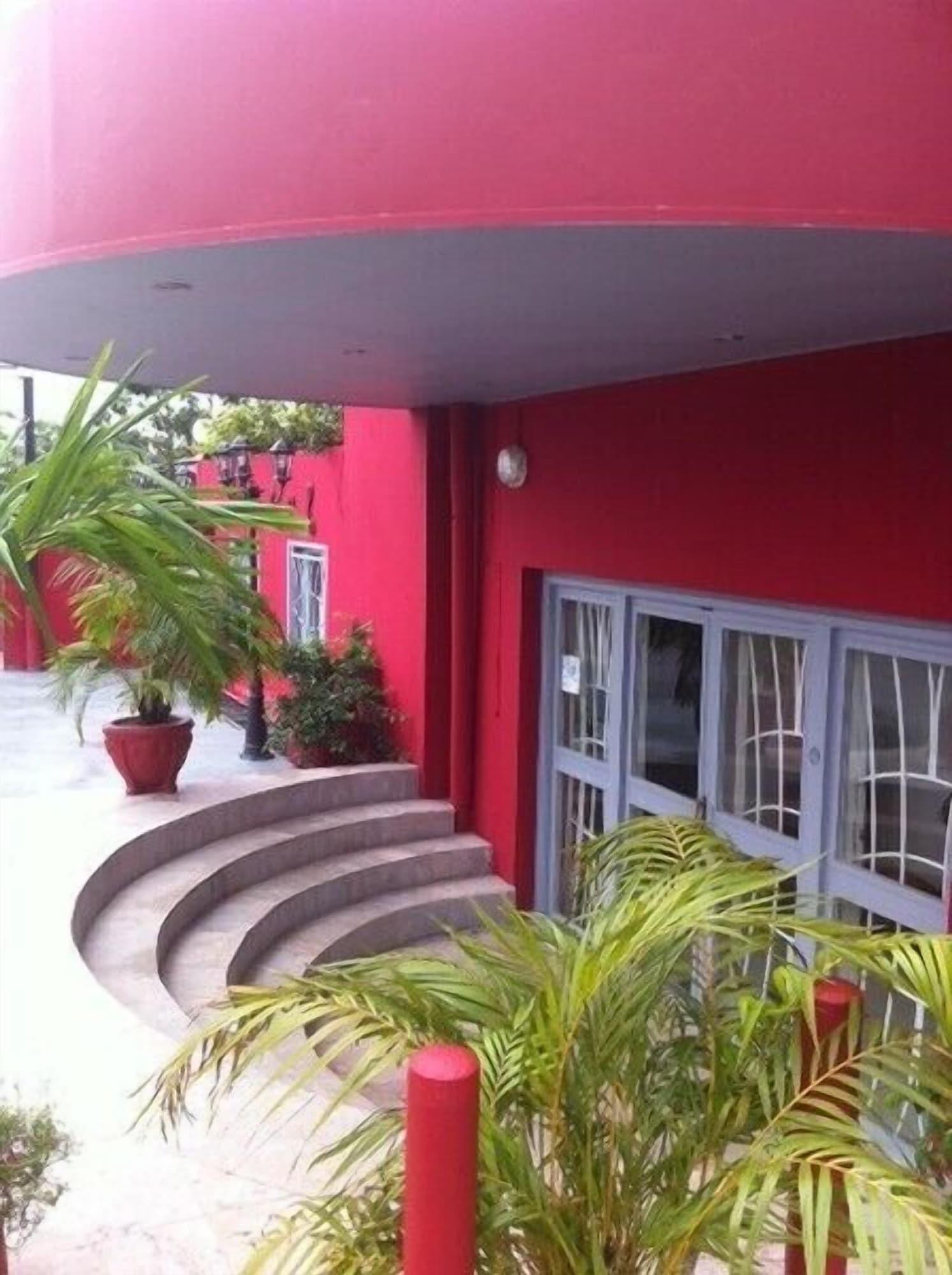 Vista Exterior Le Patio