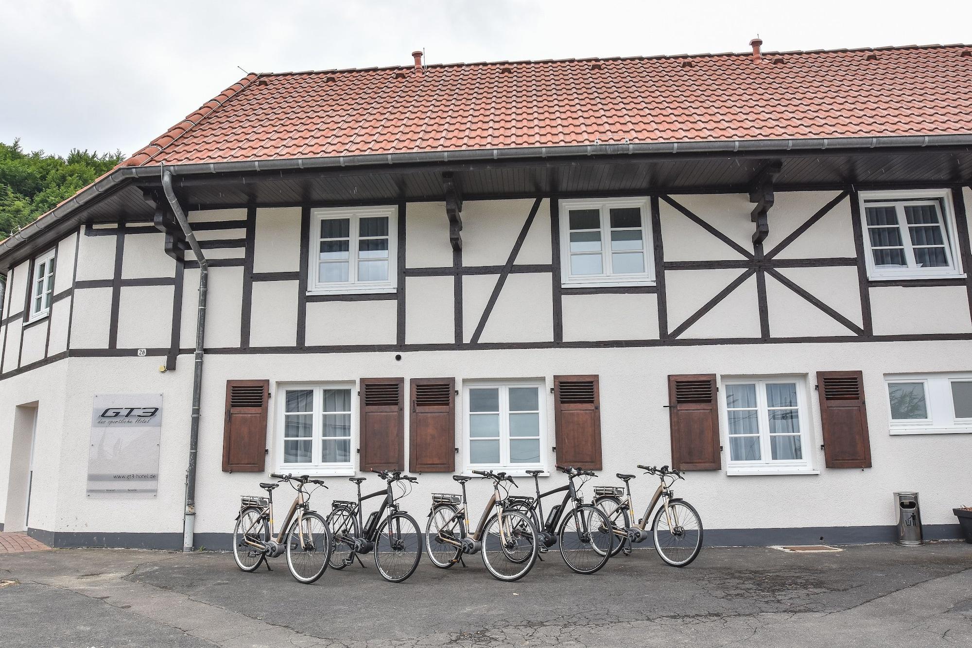 Vista Exterior GT3 das sportliche Hotel