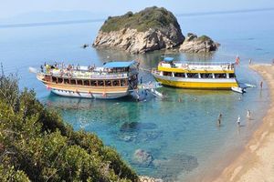 Actividad - Hidden Beauties of the Aegean Coast of Kusadasi - Full-Day Boat Tour