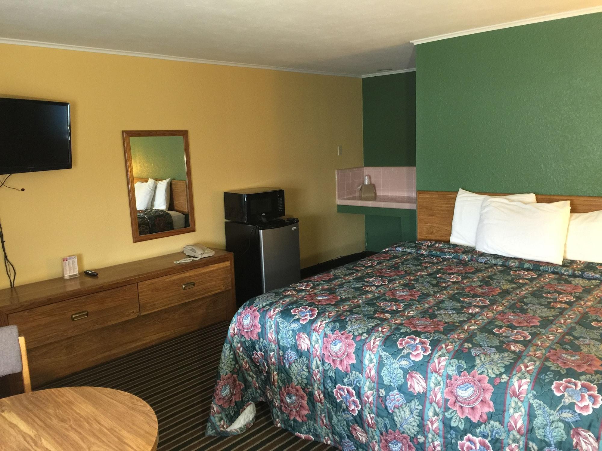 Habitación Family Budget Inn