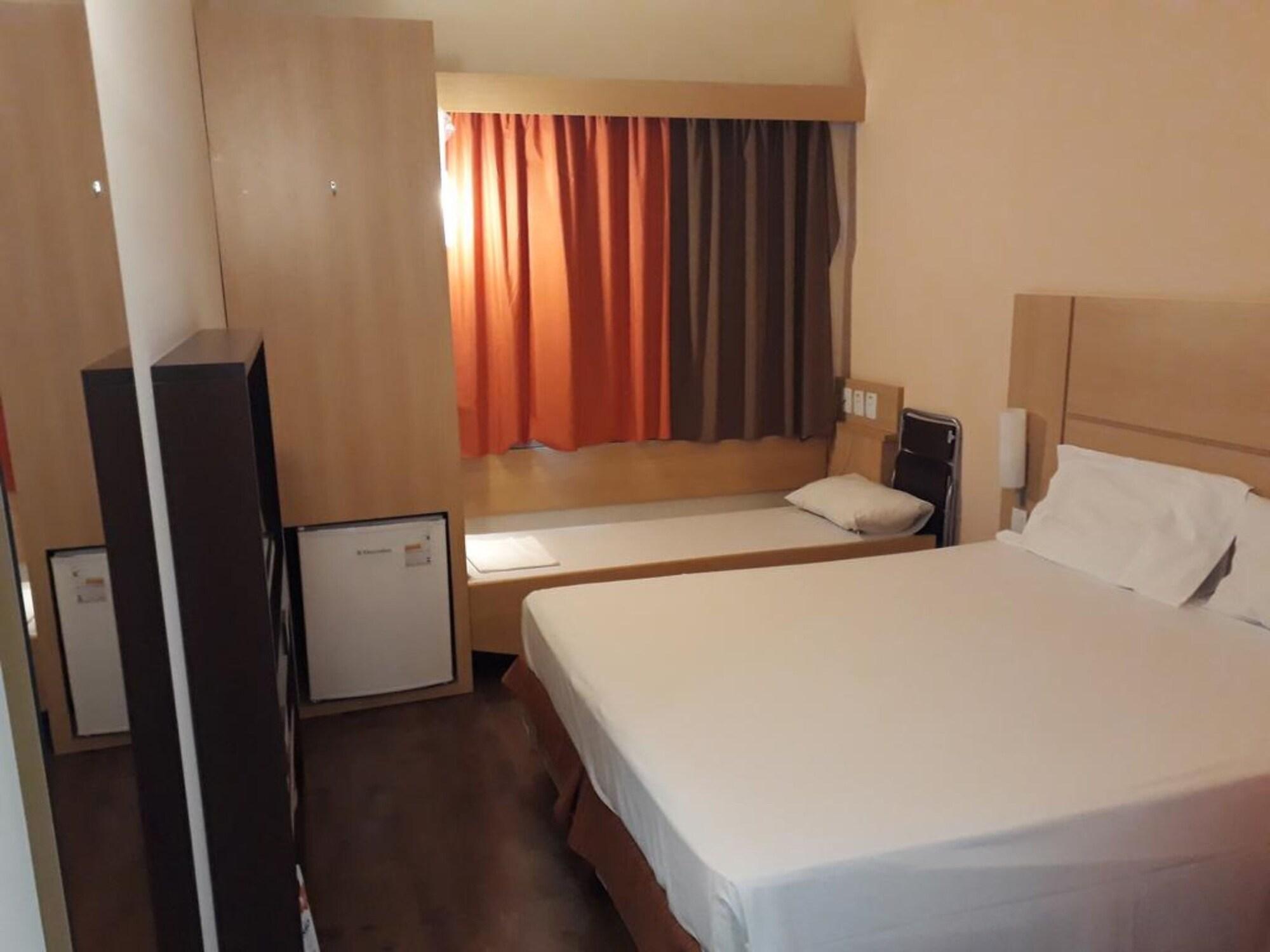 Quarto Ibis Barretos