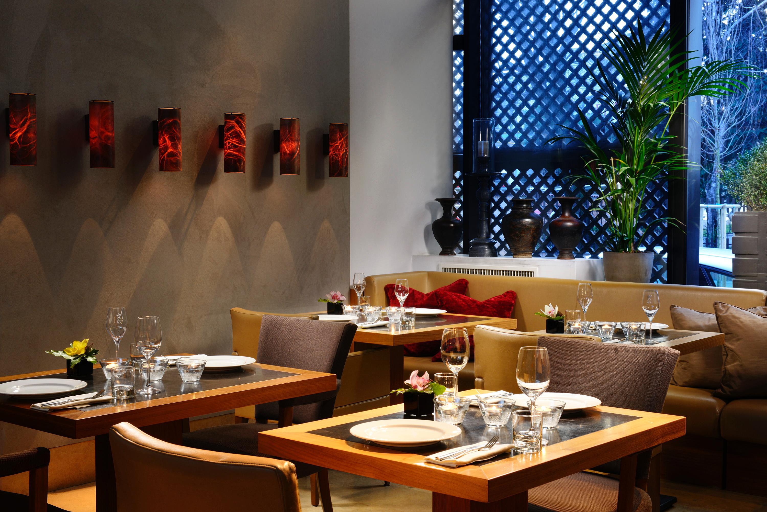 Bar/Salón Milan Suite Hotel