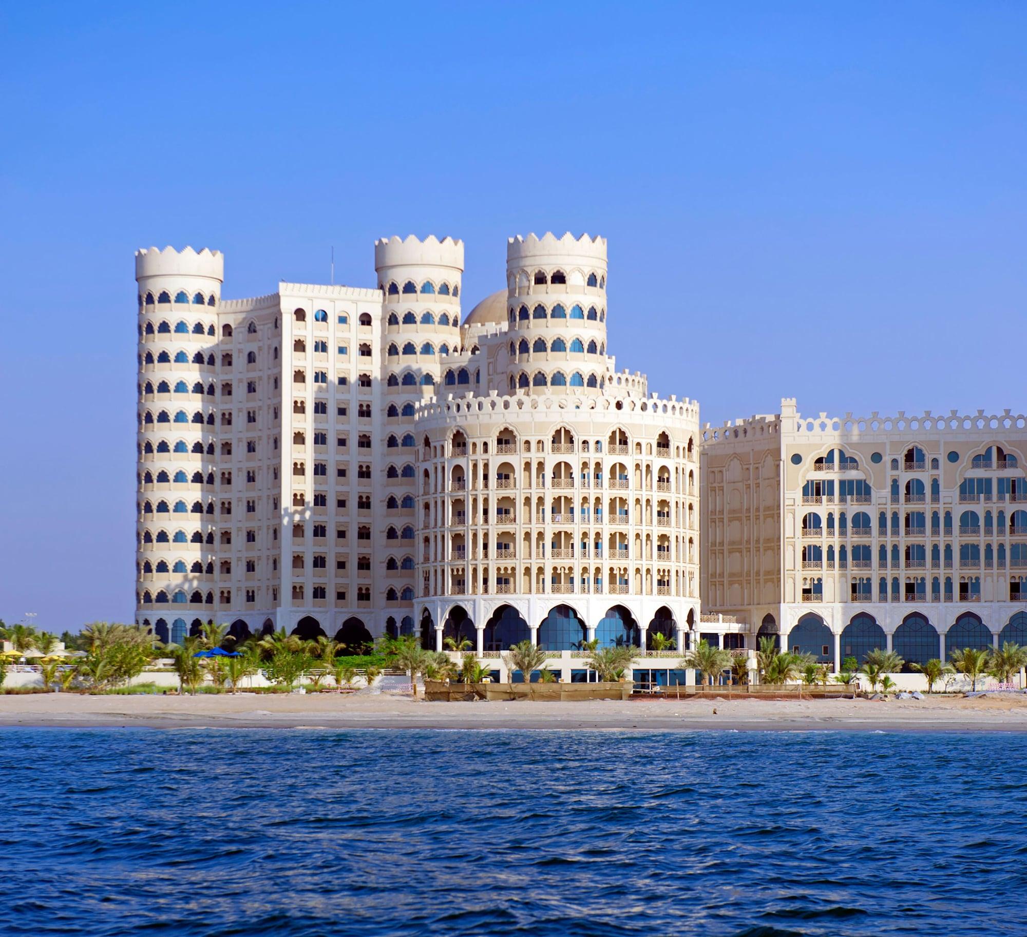 Vista Exterior Al Hamra Residence