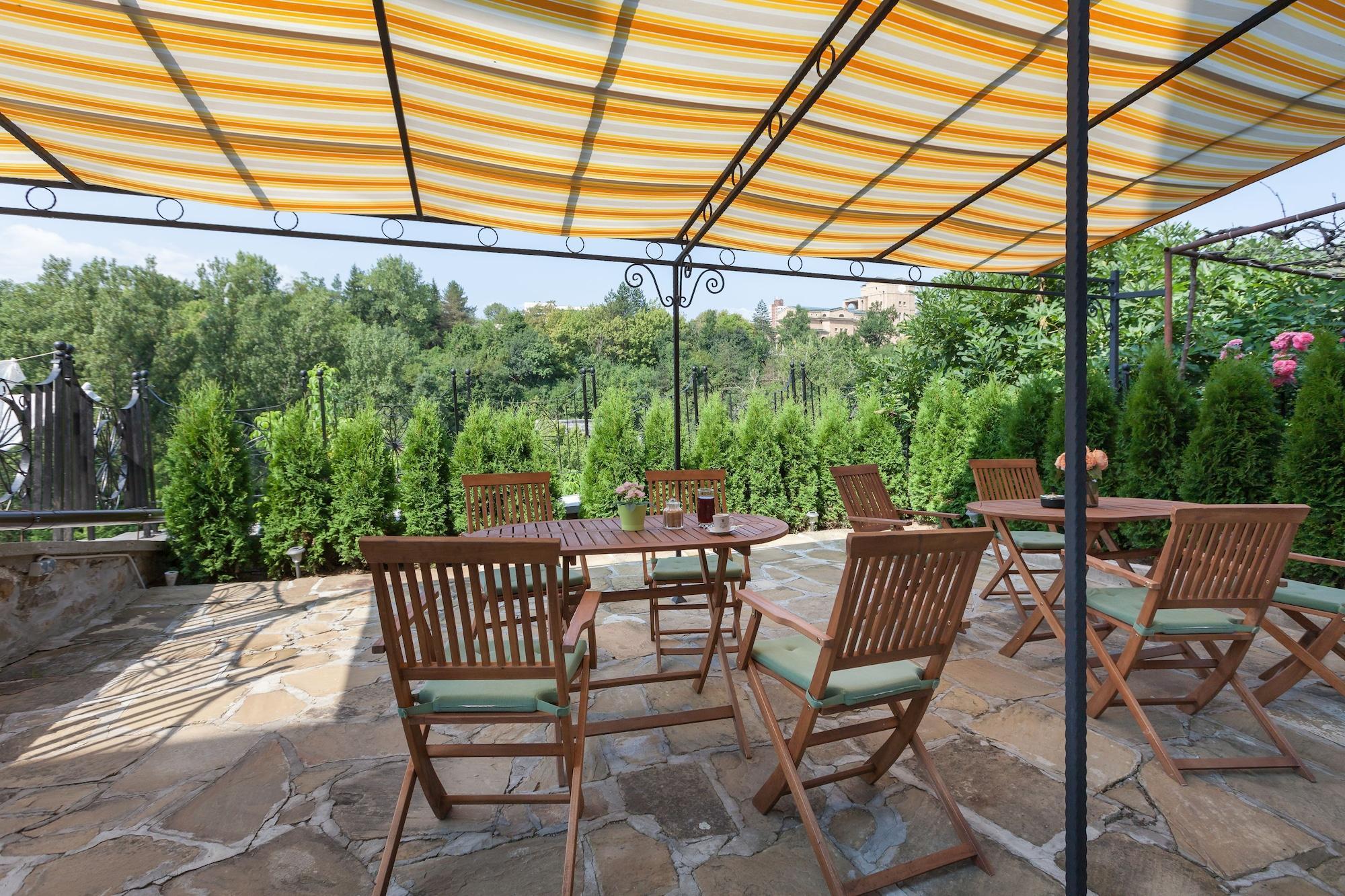 Vista Exterior HiStory INN Unique Guest House