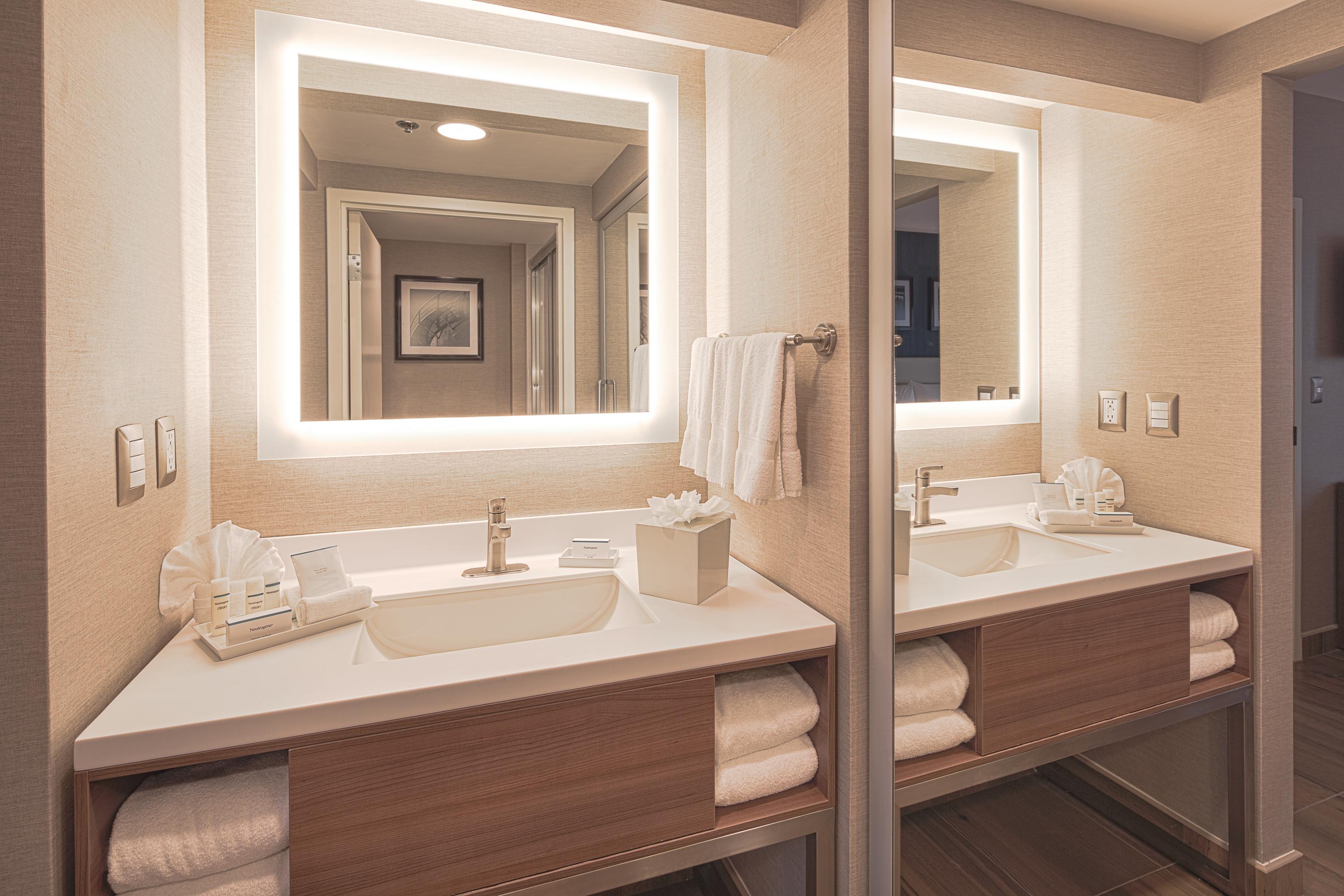 Equipamiento de Habitación Hampton Inn by Hilton Monterrey Galerías Obispado