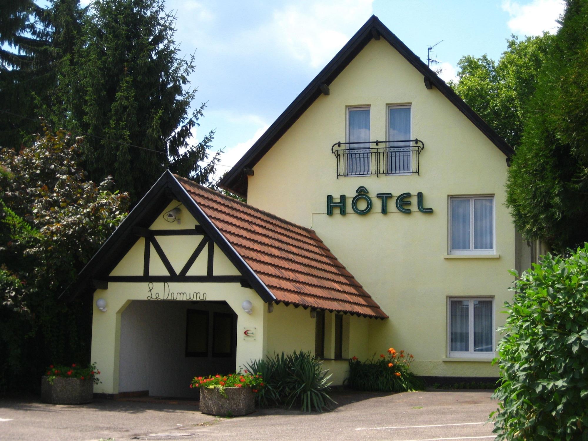 Varios Hôtel Le Domino