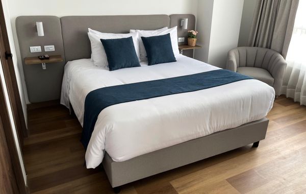 VOU Suites by Avia Suites