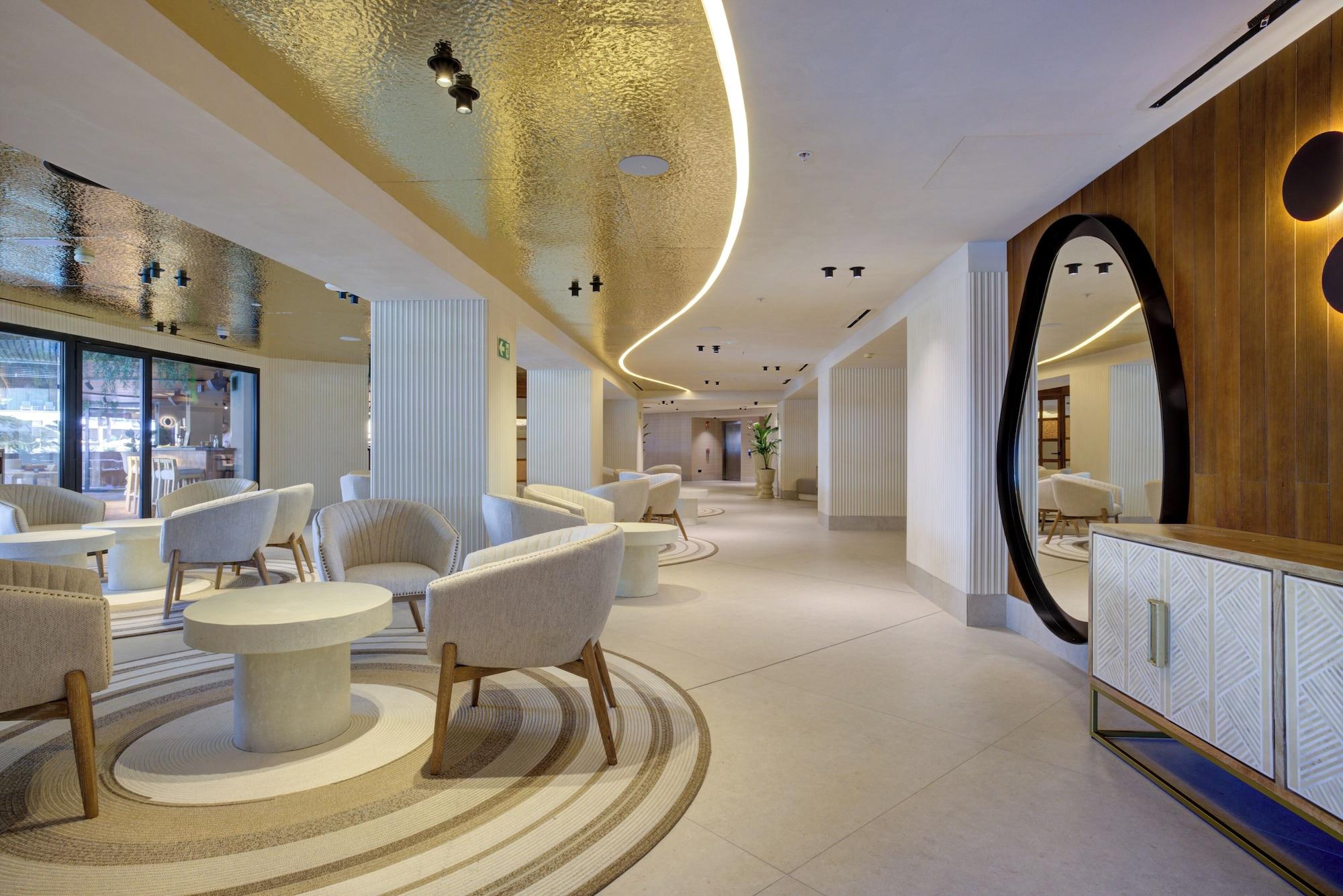 Vista Lobby Hotel Aubamar Bali - New Opening 2025