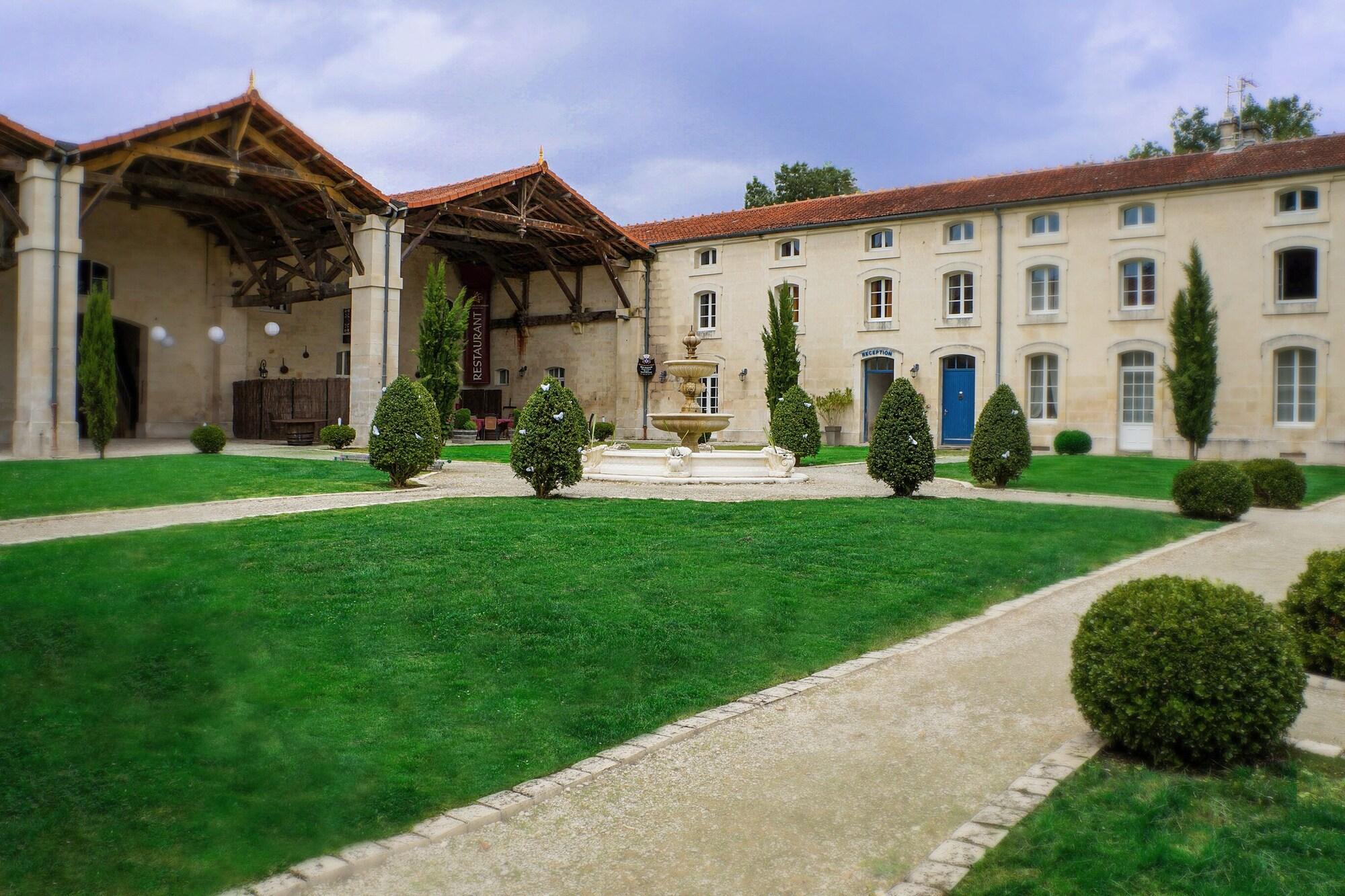 Varios Domaine des Chais