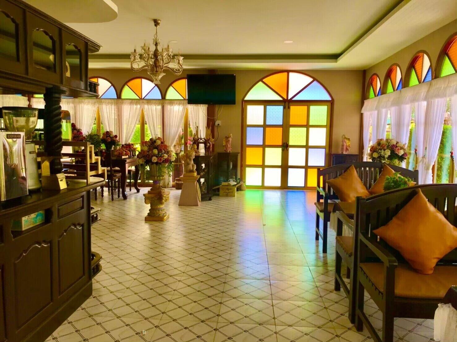 Bar/Salón P Paradise Hotel