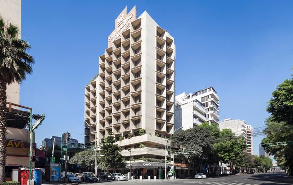Hotel Exe Suites San Marino - Hoteles cerca de Embajada Americana en Ciudad de México