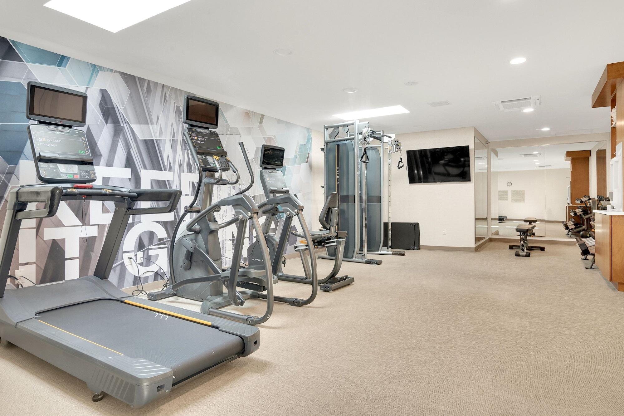 Gimnasio SpringHill Suites by Marriott Freeport Brunswick