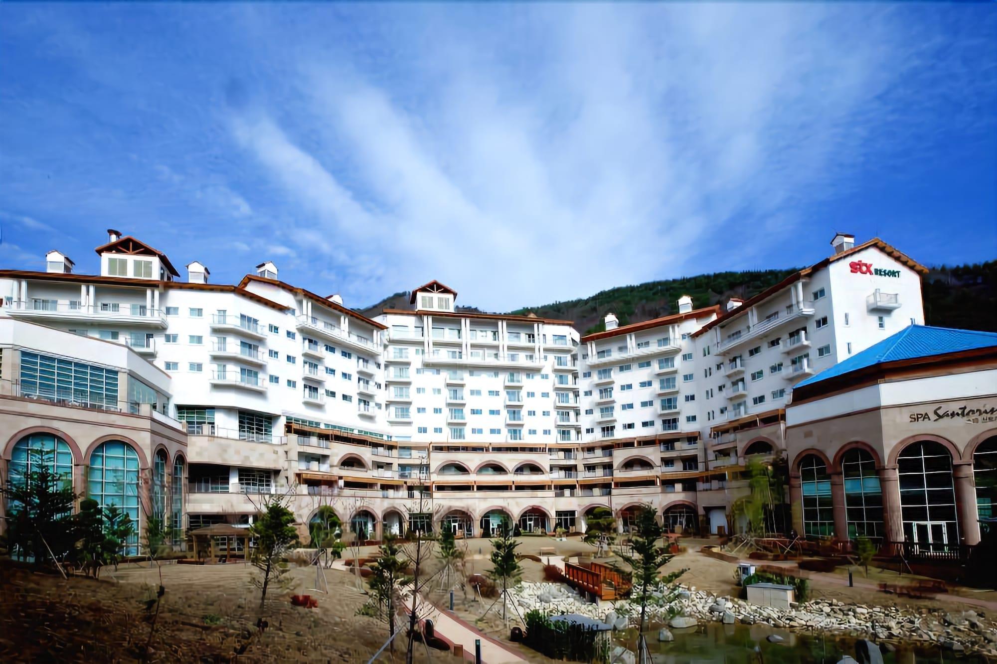 Vista Exterior STX Resort