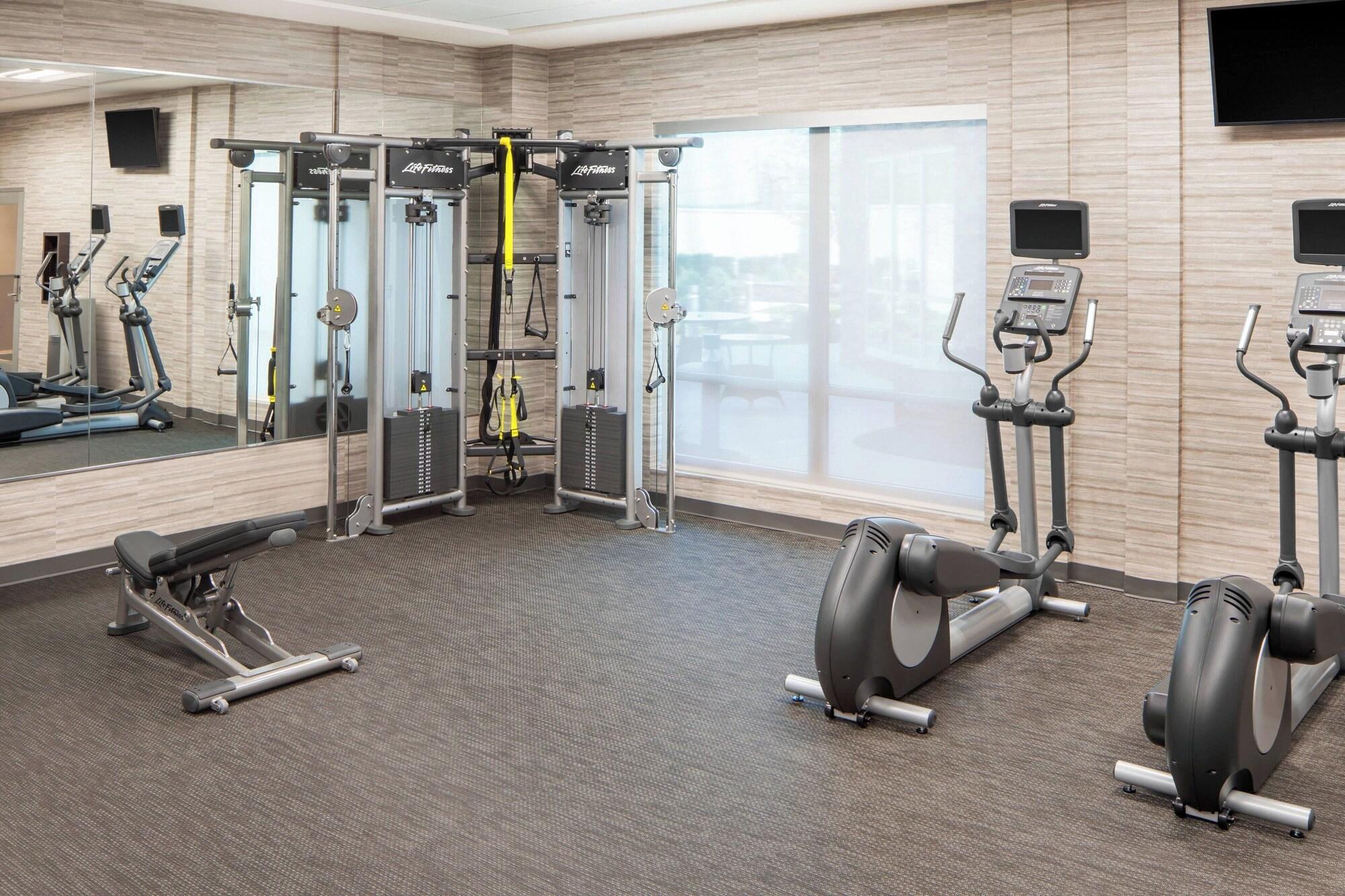 Gimnasio Courtyard by Marriott Wayne Fairfield
