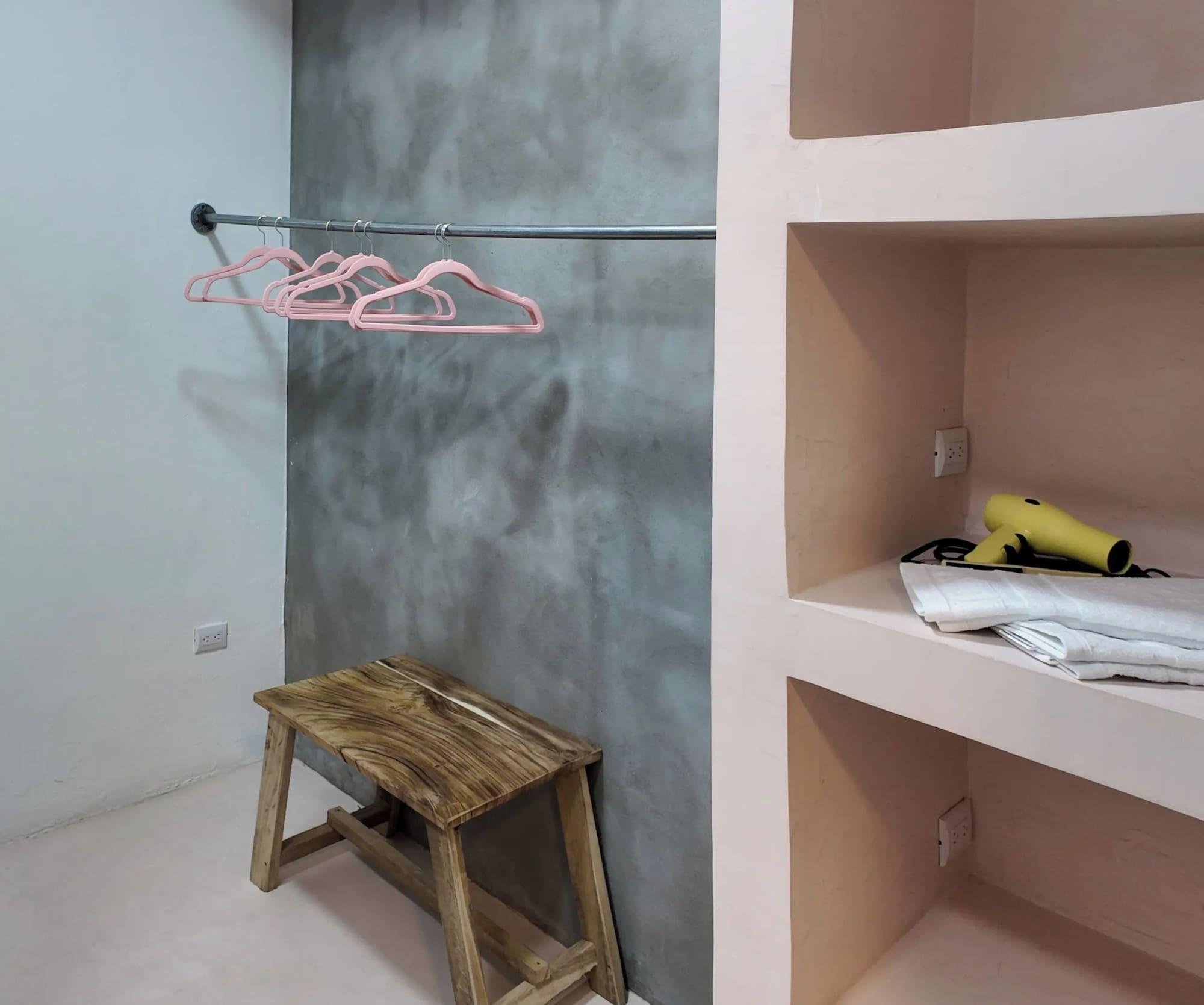 Equipamiento de Habitación Ipan Noya