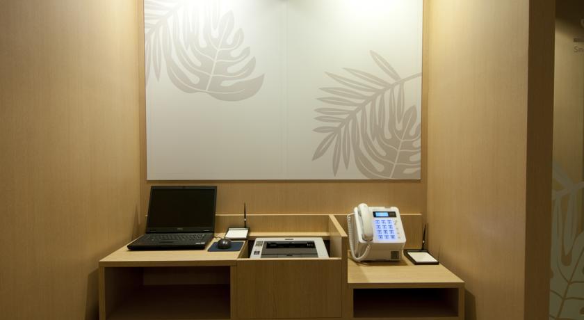Instalaciones Recreativas Nishitetsu Resort Inn Naha
