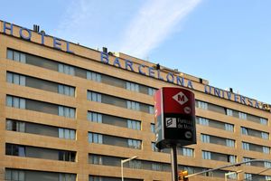 Alojamiento - Hotel Barcelona Universal
