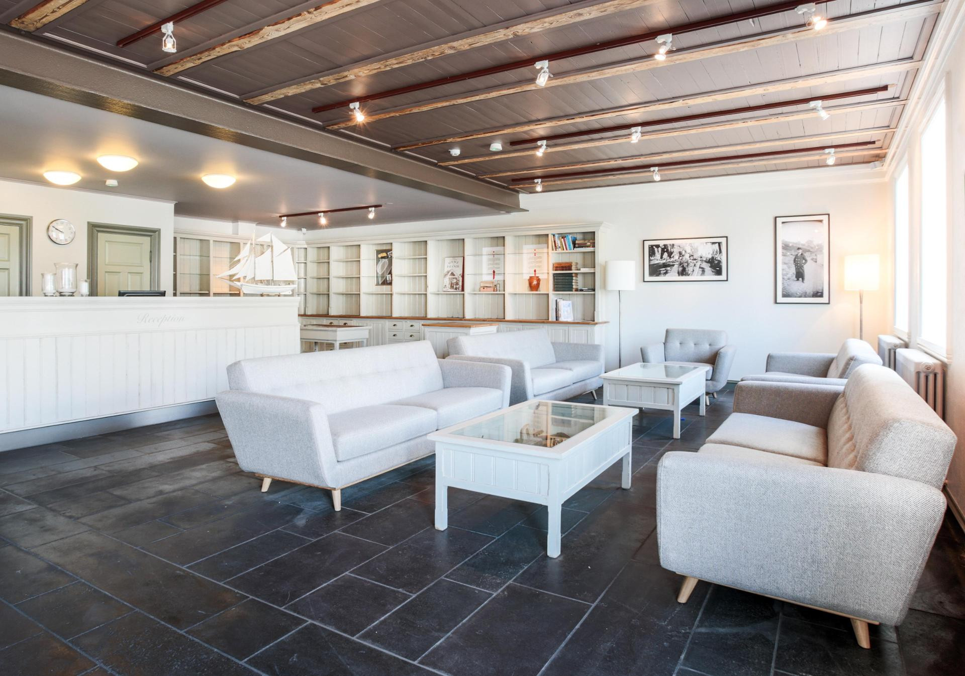 Vista Lobby Fosshotel Eastfjords