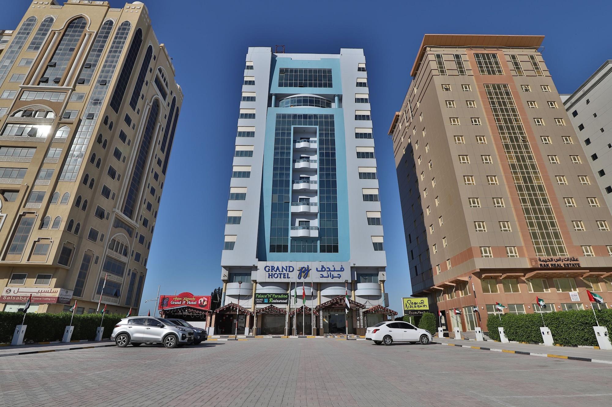 Vista Exterior Grand Pj Hotel