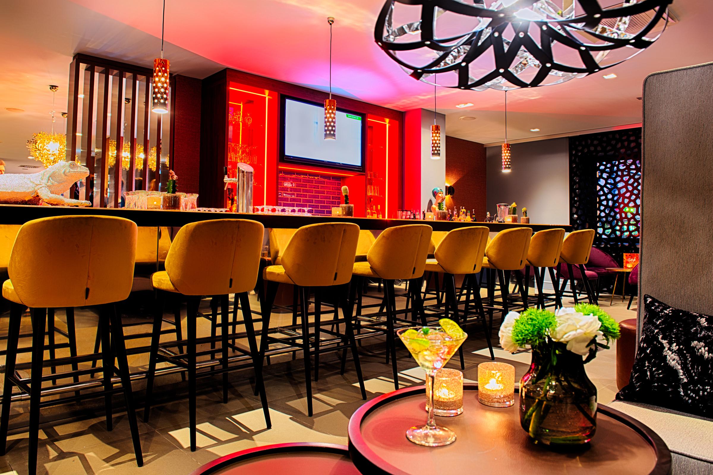 Bar/Salón NYX Hotel Mannheim by Leonardo Hotels