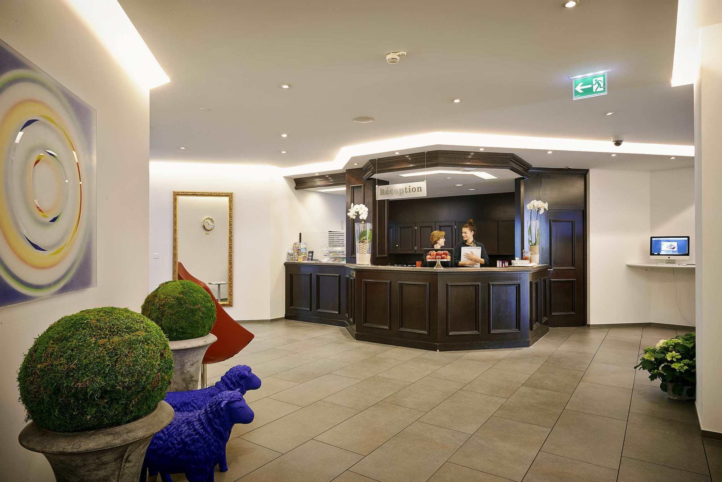 Vista Lobby Sorell Hotel Tamina