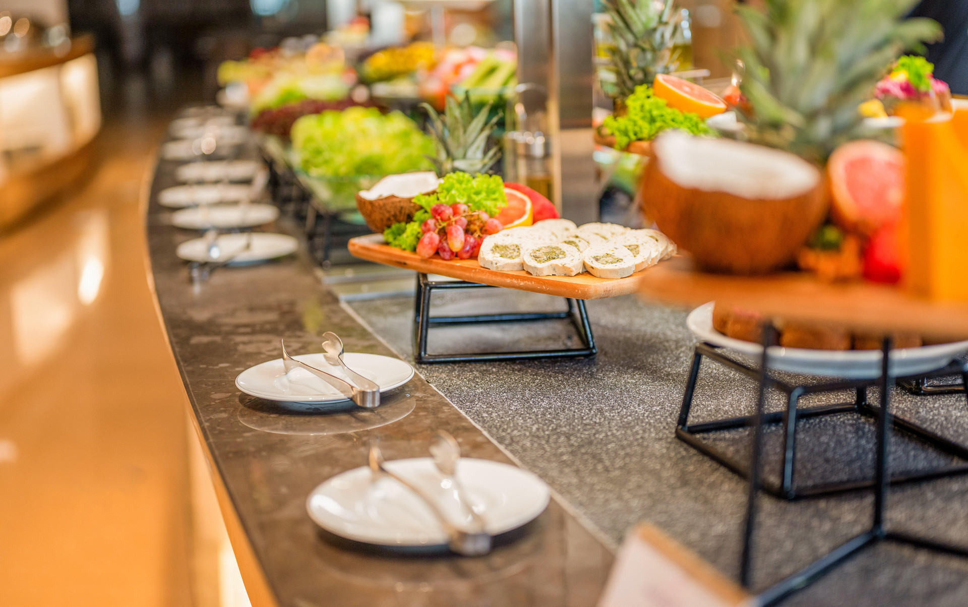 Restaurant Radisson Blu Hotel and Convention Centre, Riyadh Minhal