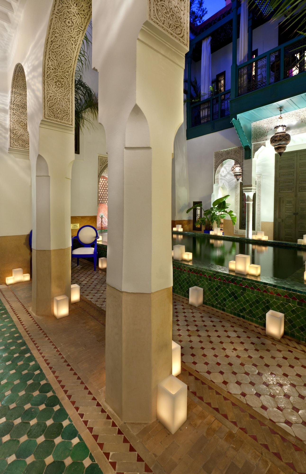 Vista Lobby Le Farnatchi