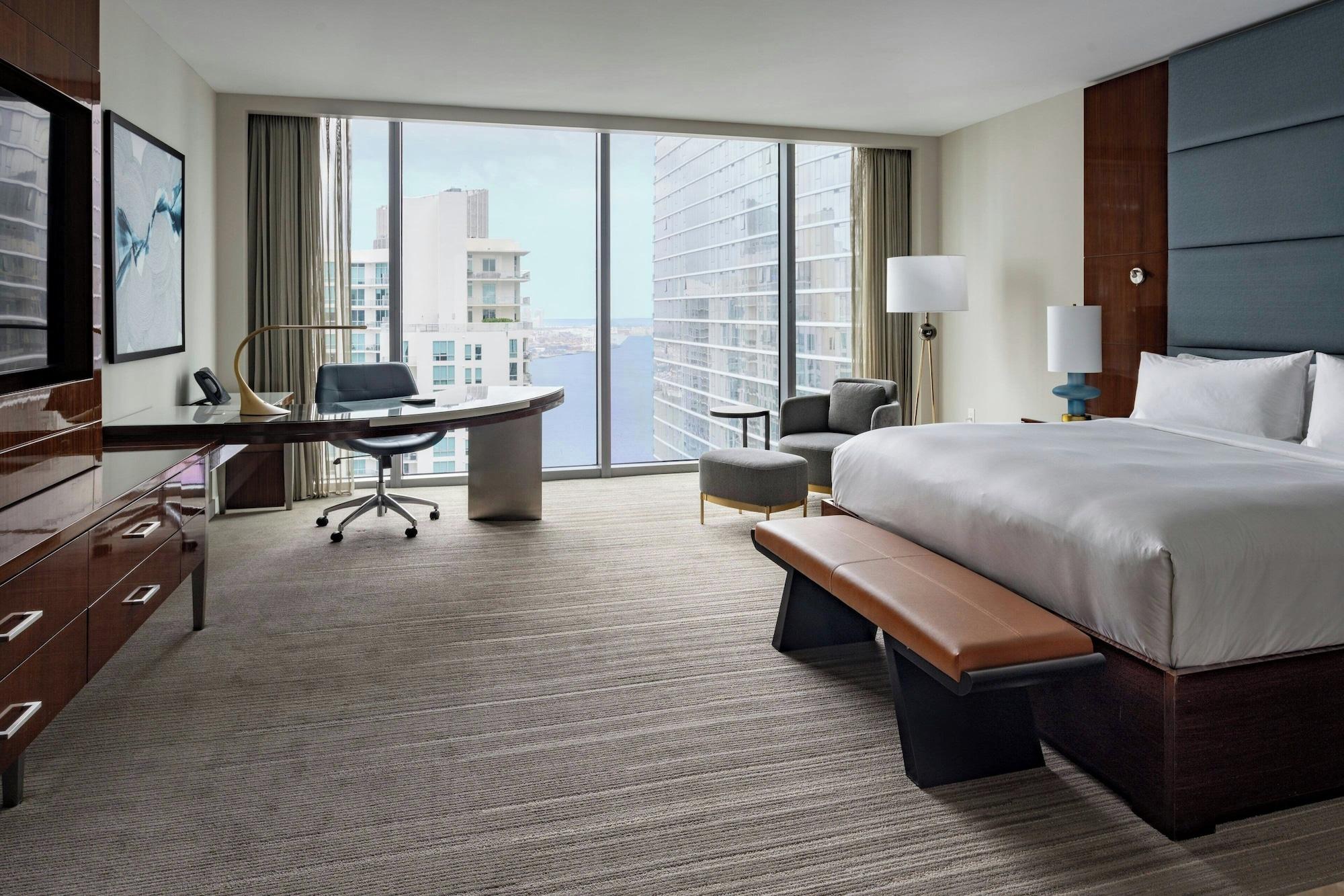 Habitación JW Marriott Marquis Miami