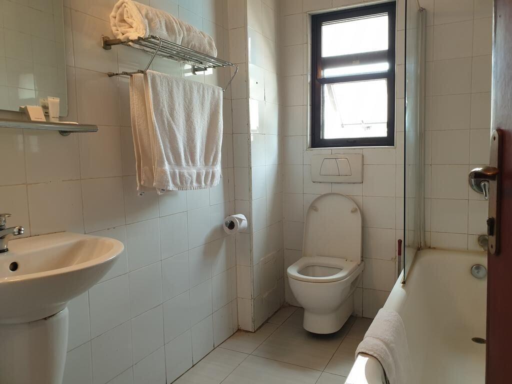 Equipamiento de Habitación Rita Lori Hotels Abuja