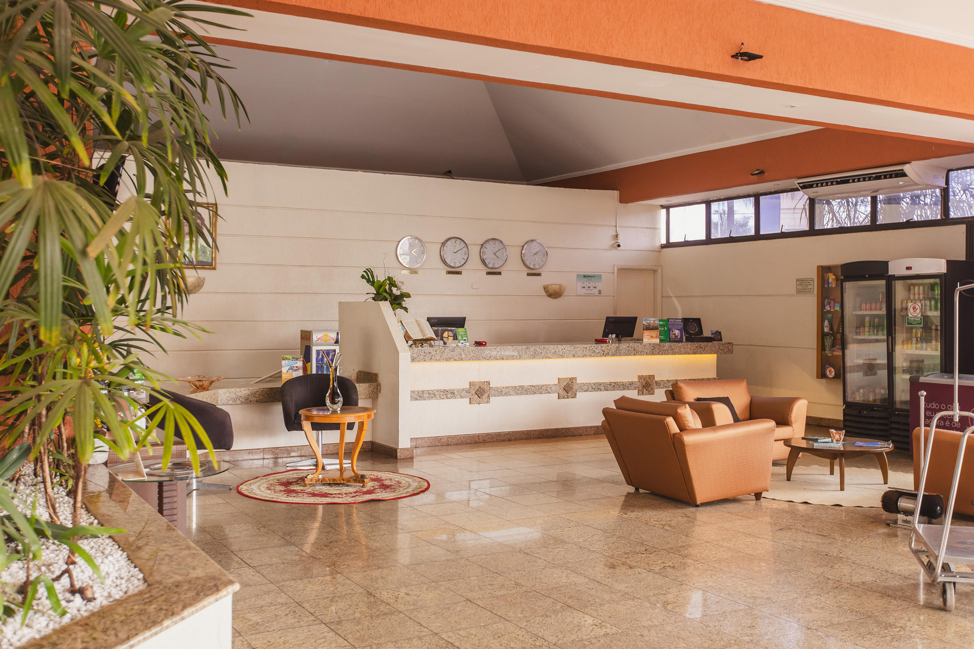 Vista Lobby Hotel Golden Park Ribeirão Preto By Nacional Inn