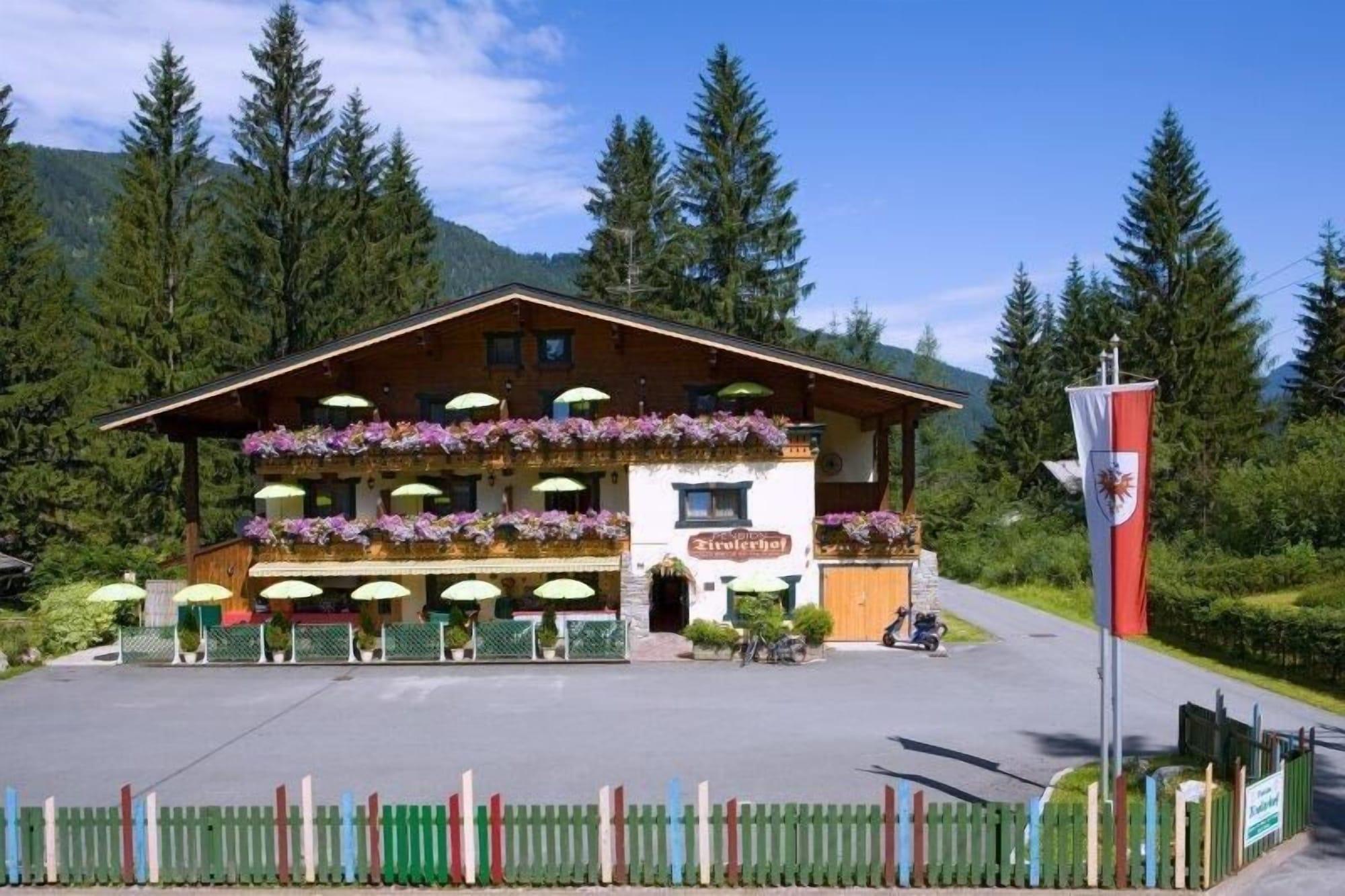Vista Exterior Tirolerhof