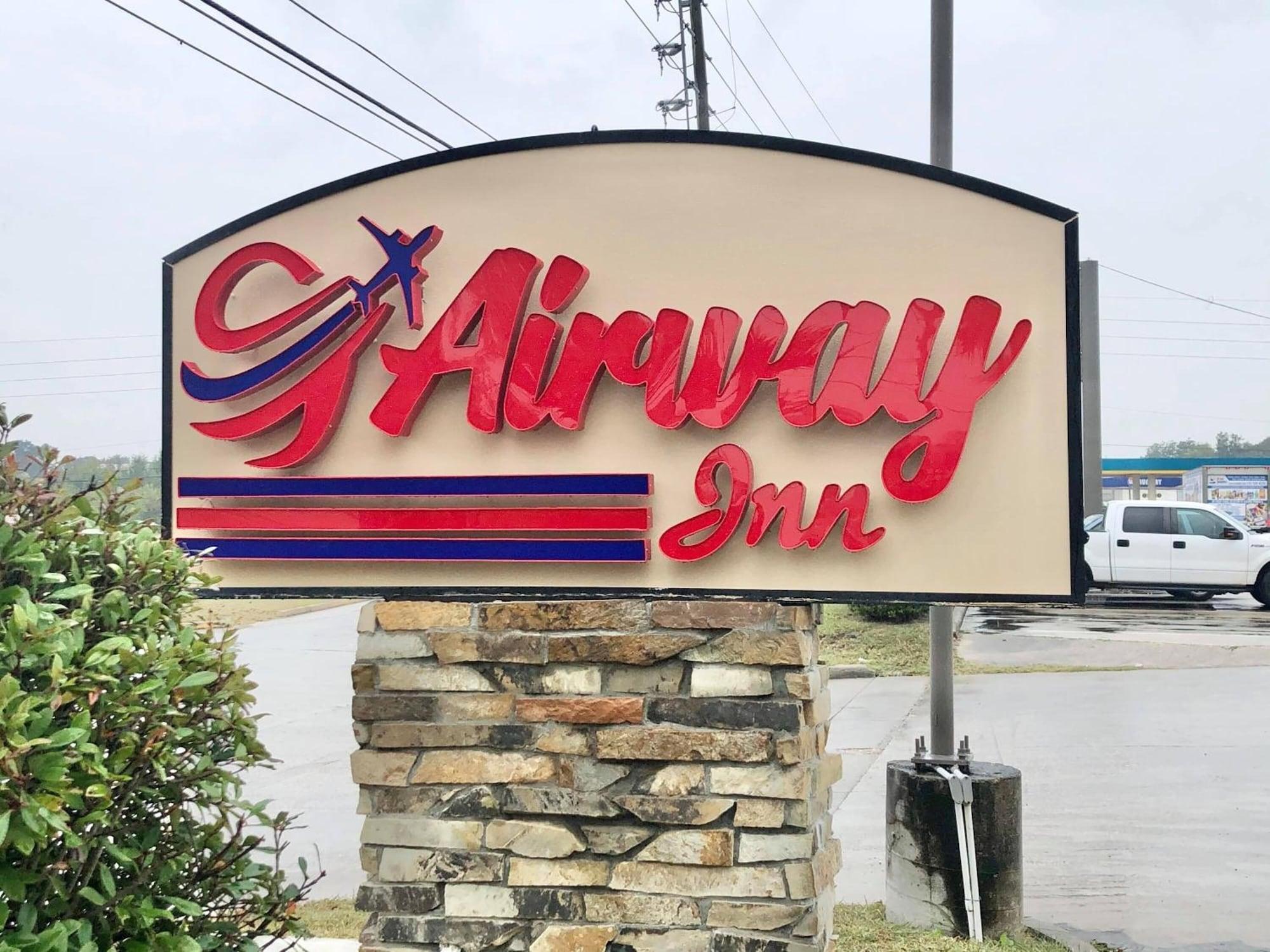Varios Airway Inn - IAH Airport