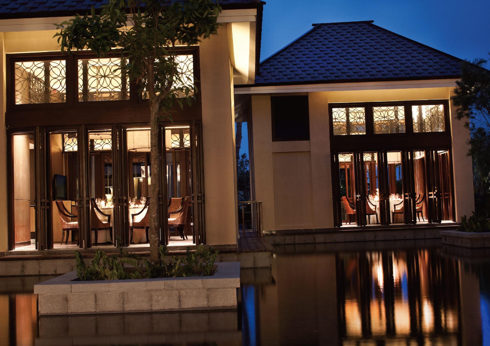 Vista Exterior Renaissance Sanya Haitang Bay Resort